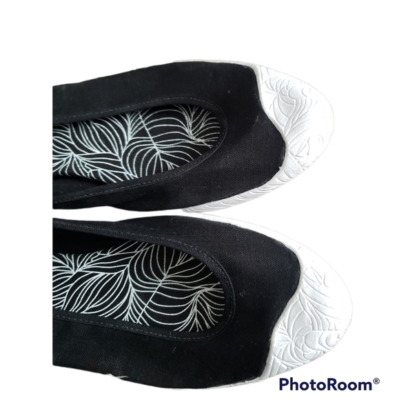 LACOSTE Ballet - Picture 4 of 8